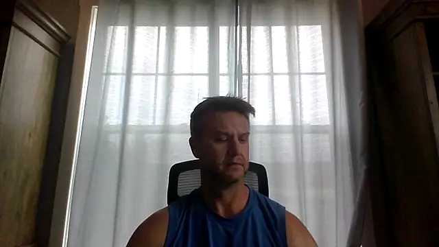 Snapshot of 45andfit1 chatting on 11.25.25 45andfit1 online show from 11.25.25