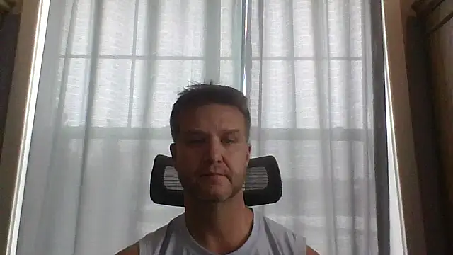 Snapshot of 45andfit1 chatting on 12.05.25 45andfit1 online show from 12.05.25