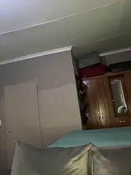 Snapshot of SweetCandy84 chatting on 11.07.25 SweetCandy84 online show from 11.07.25