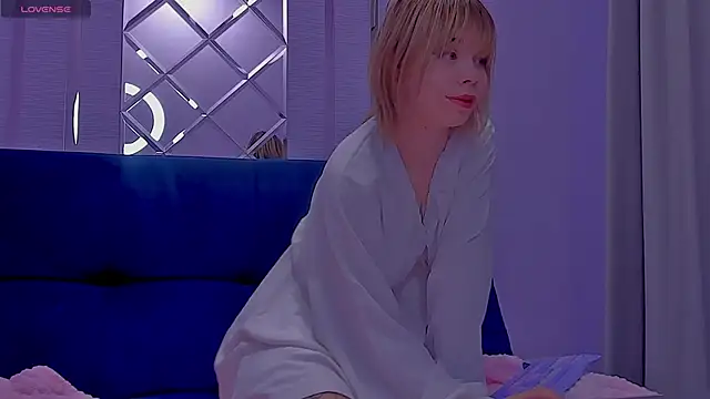 Milena brilliant online show from 10.24.25