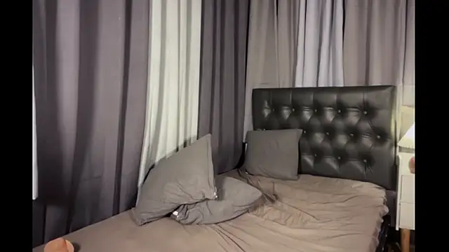 Candicemeow online show from 06.02.26