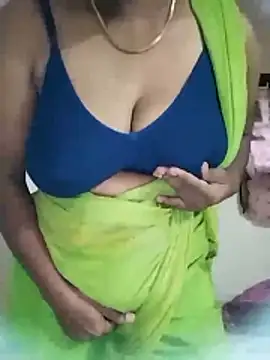 Snapshot of sivashree chatting on 01.10.26 sivashree online show from 01.10.26