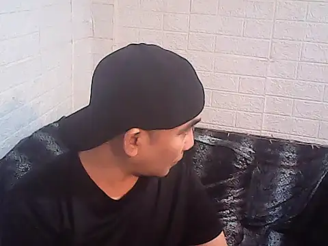 yourasiandesire69 online show from 11.25.25