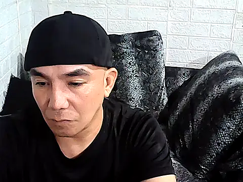 yourasiandesire69 online show from 12.16.25