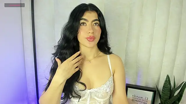 Emii rous online show from 11.10.25