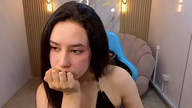 Aleja05 b online show from 11.15.25