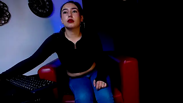 Valeria1126 online show from 10.25.25