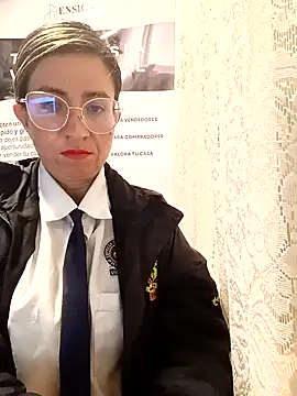 Snapshot of Valentina--1 chatting on 03.12.26 Valentina--1 online show from 03.12.26