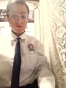Snapshot of Valentina--1 chatting on 04.10.26 Valentina--1 online show from 04.10.26