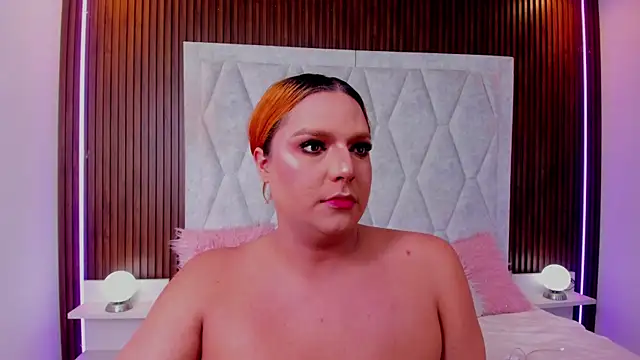 IrinaaVega online show from 12.04.25