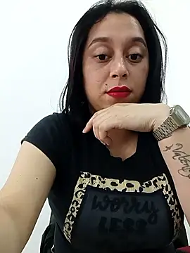 Caroline-17 online show from 11.11.25