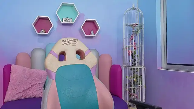 Sasha-Monroe online show from 11.06.25