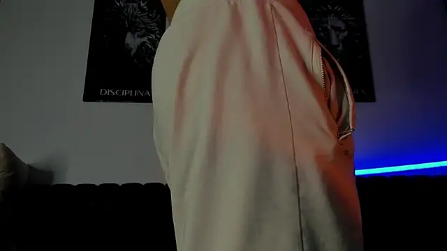 Snapshot of AUSTINN_TORRES chatting on 07.05.26 AUSTINN TORRES online show from 07.05.26