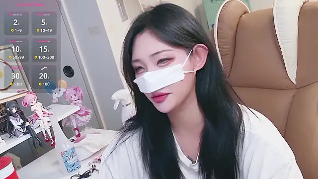 Milk Sola online show from 06.25.26