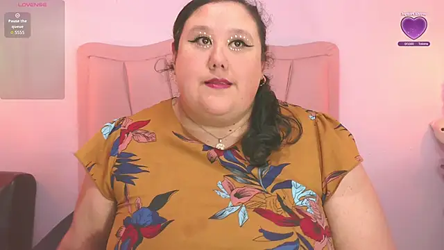 Snapshot of marianabbw30 chatting on 12.04.25 marianabbw30 online show from 12.04.25