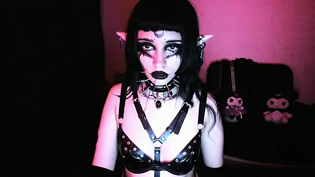 Snapshot of Yueeclipsa chatting on 02.16.26 Yueeclipsa online show from 02.16.26