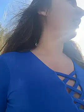 sarah honey   online show from 11.04.25