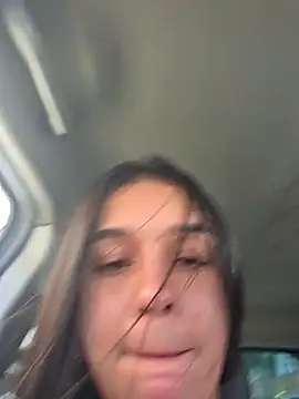 Snapshot of ISA_NIXON chatting on 12.15.25 ISA NIXON online show from 12.15.25