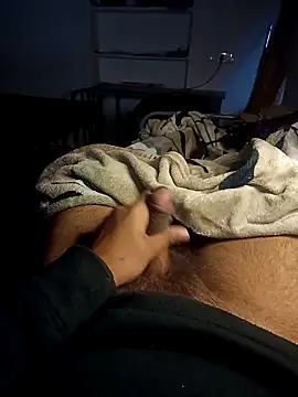 Snapshot of icandowhateveruwant3 chatting on 12.18.25 icandowhateveruwant3 online show from 12.18.25