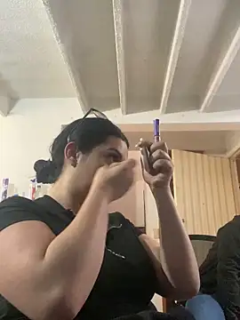 Snapshot of Kloe_Novoa chatting on 12.01.25 Kloe Novoa online show from 12.01.25