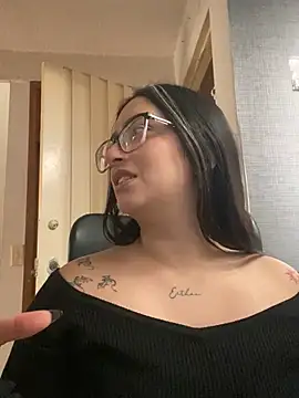 Kloe Novoa online show from 02.19.26