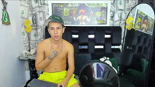 Snapshot of Horny_Duo0 chatting on 11.05.25 Horny Duo0 online show from 11.05.25