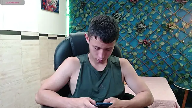 Garuo 18 online show from 11.09.25