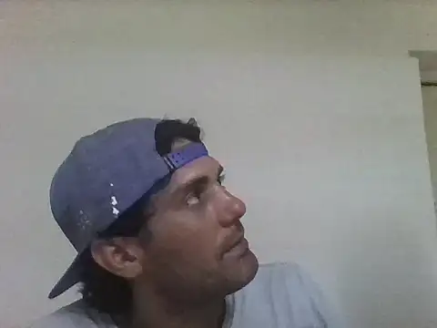 Snapshot of Capriflow chatting on 12.15.25 Capriflow online show from 12.15.25