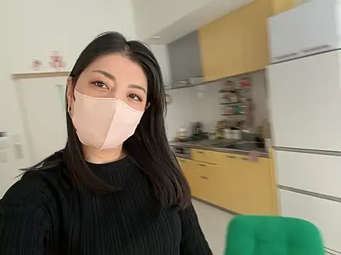 akimix xoxo online show from 10.30.25