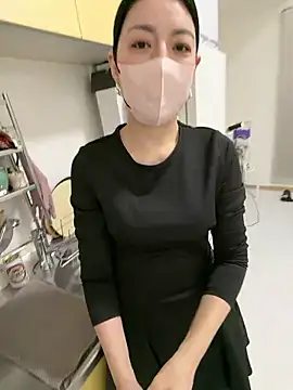 akimix xoxo online show from 03.20.26