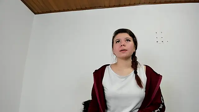 Snapshot of Vanessa_Martinz chatting on 10.30.25 Vanessa Martinz online show from 10.30.25