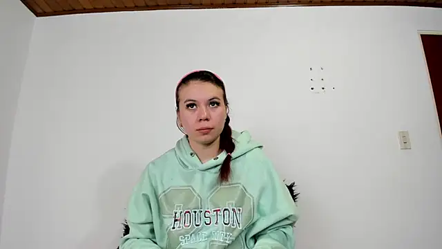 Snapshot of Vanessa_Martinz chatting on 11.03.25 Vanessa Martinz online show from 11.03.25