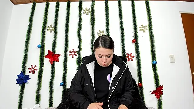 Snapshot of Vanessa_Martinz chatting on 11.17.25 Vanessa Martinz online show from 11.17.25