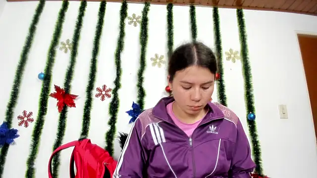 Snapshot of Vanessa_Martinz chatting on 11.26.25 Vanessa Martinz online show from 11.26.25