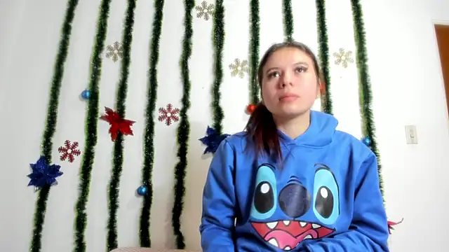 Snapshot of Vanessa_Martinz chatting on 12.03.25 Vanessa Martinz online show from 12.03.25