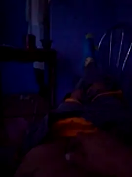 Snapshot of Ojitosbrrr chatting on 11.13.25 Ojitosbrrr online show from 11.13.25