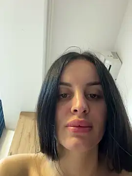 Snapshot of Alexiaaa121 chatting on 12.15.25 Alexiaaa121 online show from 12.15.25