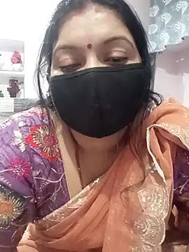 Snapshot of Best_couple2001 chatting on 11.17.25 Best couple2001 online show from 11.17.25