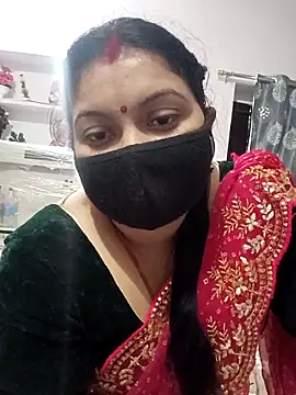 Snapshot of Best_couple2001 chatting on 11.20.25 Best couple2001 online show from 11.20.25