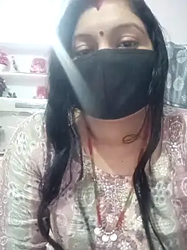 Snapshot of Best_couple2001 chatting on 11.22.25 Best couple2001 online show from 11.22.25