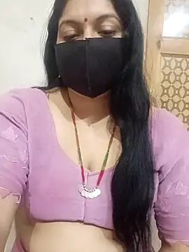 Snapshot of Best_couple2001 chatting on 12.04.25 Best couple2001 online show from 12.04.25