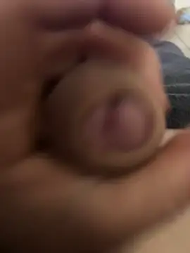 Snapshot of grossebite12335 chatting on 11.21.25 grossebite12335 online show from 11.21.25