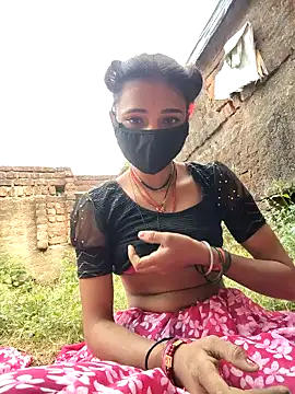 Snapshot of Babita_ranni chatting on 10.26.25 Babita ranni online show from 10.26.25