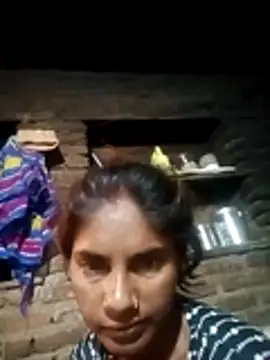 Snapshot of Babita_ranni chatting on 10.30.25 Babita ranni online show from 10.30.25