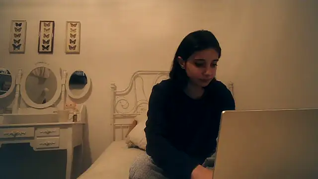 bellefleurrr online show from 02.13.26