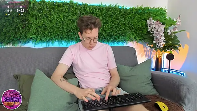 Teddy Parker online show from 11.30.25