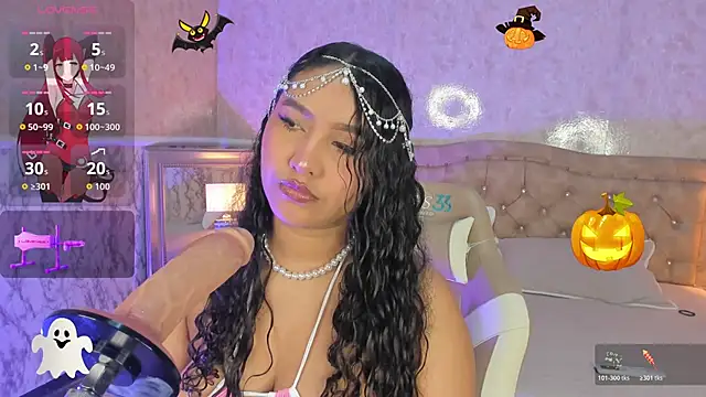 Snapshot of WhitneySweet chatting on 11.03.25 WhitneySweet online show from 11.03.25