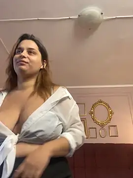 Snapshot of kittykelly chatting on 11.04.25 kittykelly online show from 11.04.25