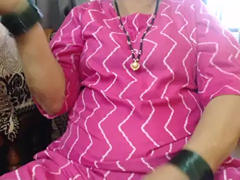 Snapshot of TABOOBREAKERS chatting on 01.25.25 TABOOBREAKERS online show from 01.25.25