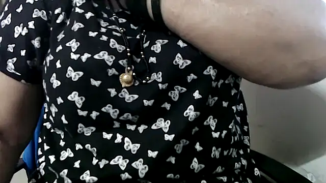 Snapshot of TABOOBREAKERS chatting on 02.05.25 TABOOBREAKERS online show from 02.05.25